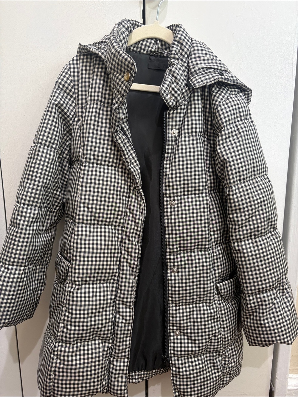 Uniqlo Black and White Gingham Puffer Coat
